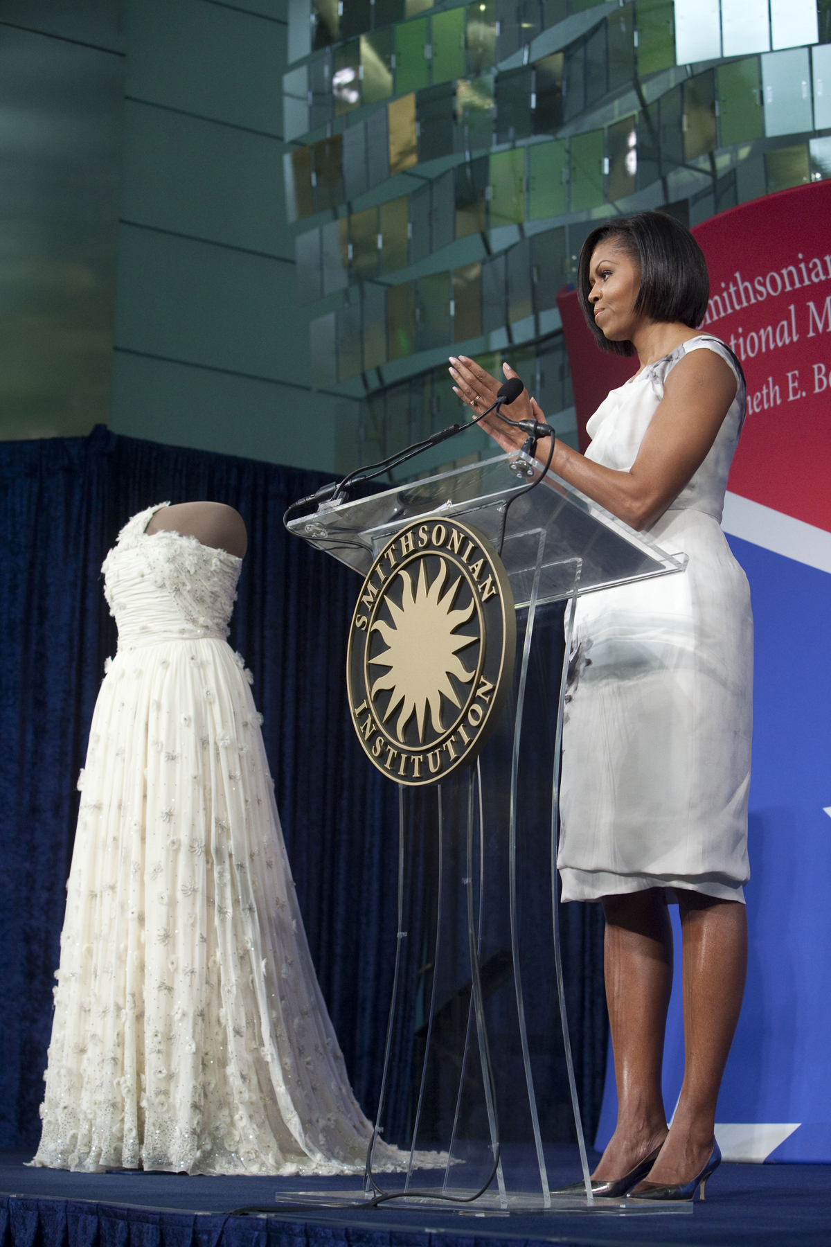 First lady white clearance dress