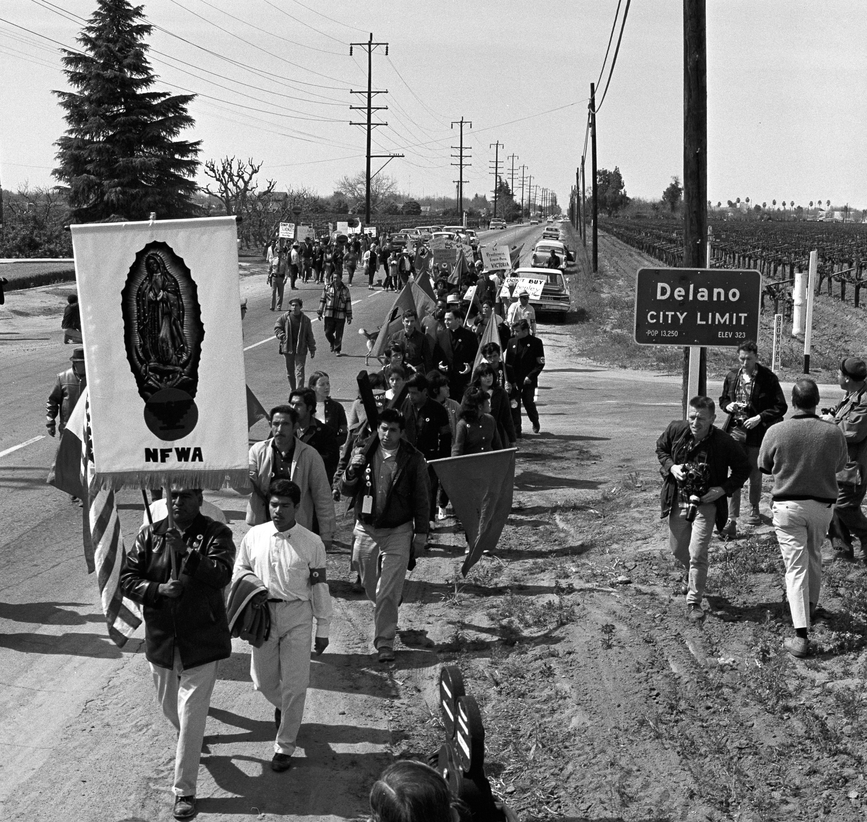 united farm workers march