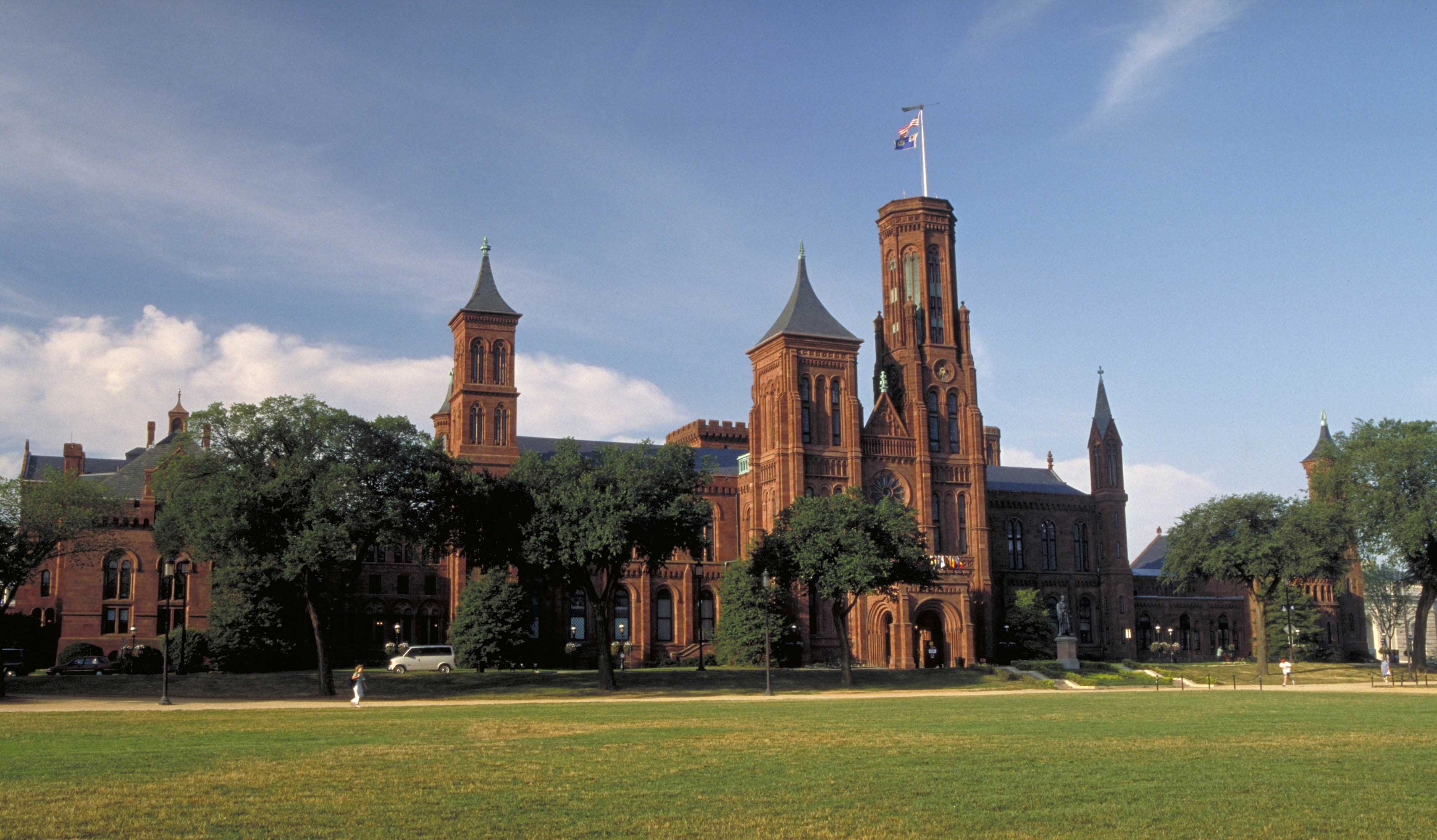 Facts About The Smithsonian Institution Smithsonian Institution