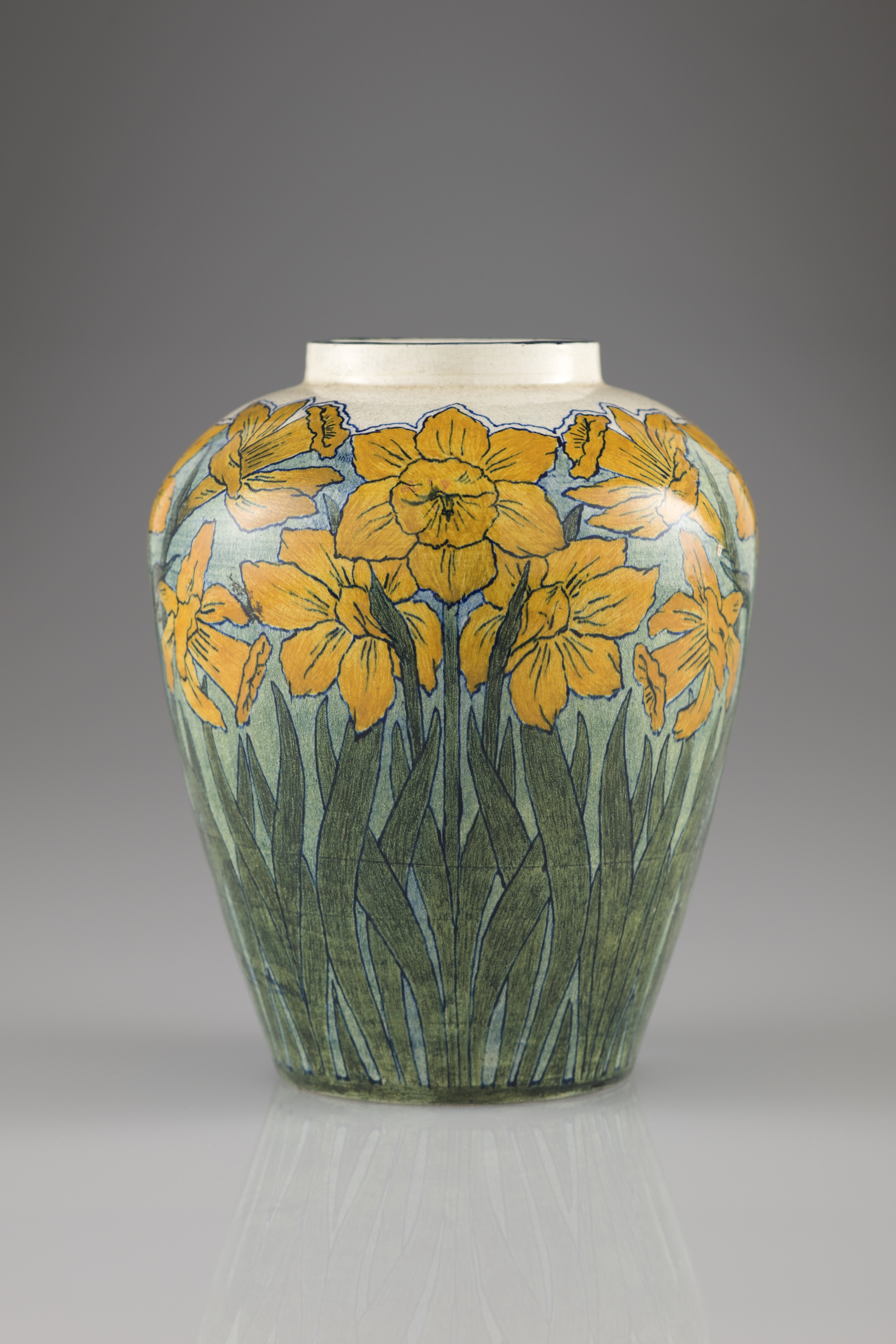 Newcomb Pottery: Vase | Smithsonian Institution