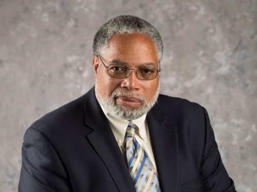 Lonnie G Bunch III